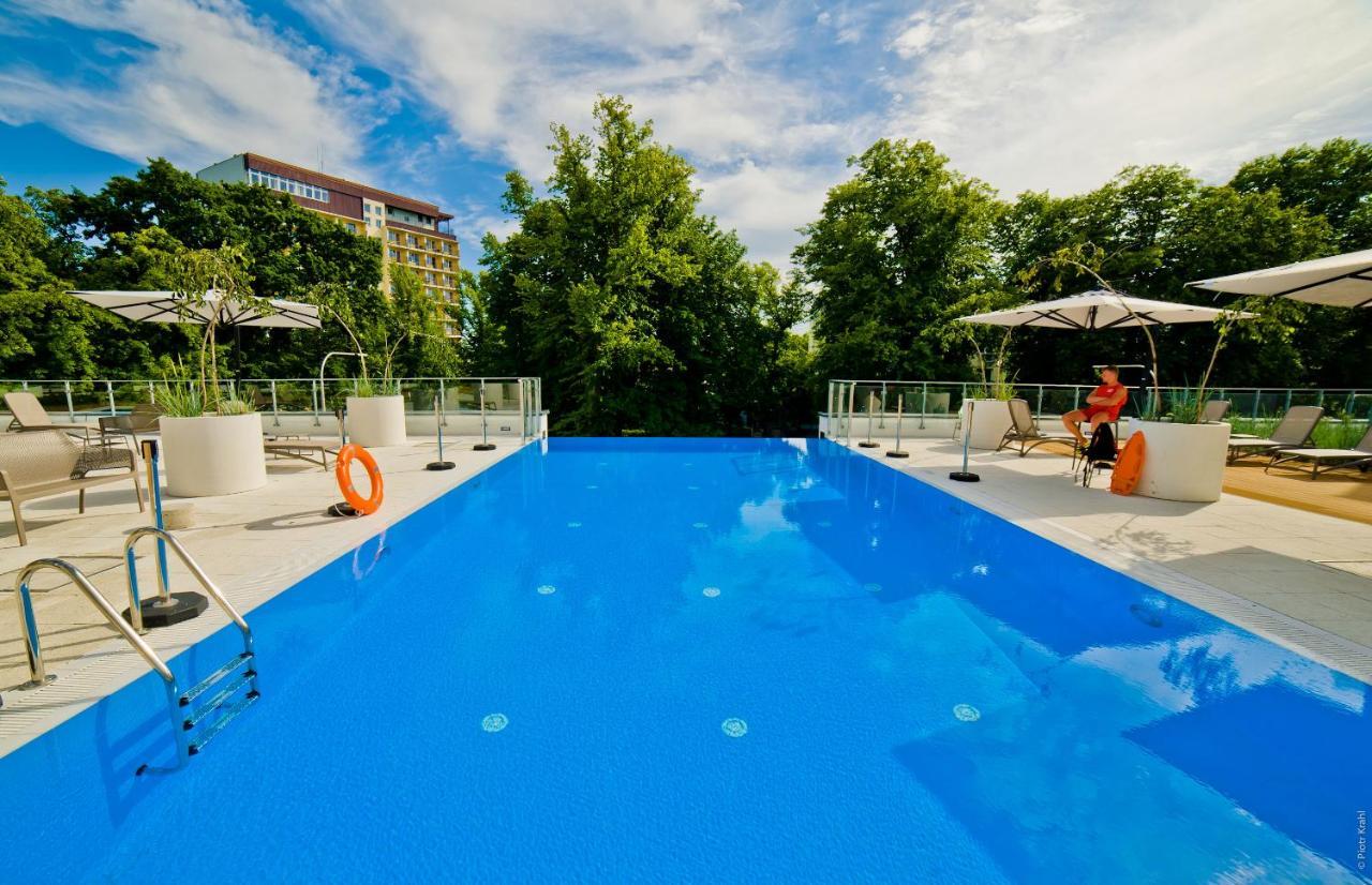 Porty B103 Nadmorskie Tarasy Pool Sauna Parking Kołobrzeg Kültér fotó